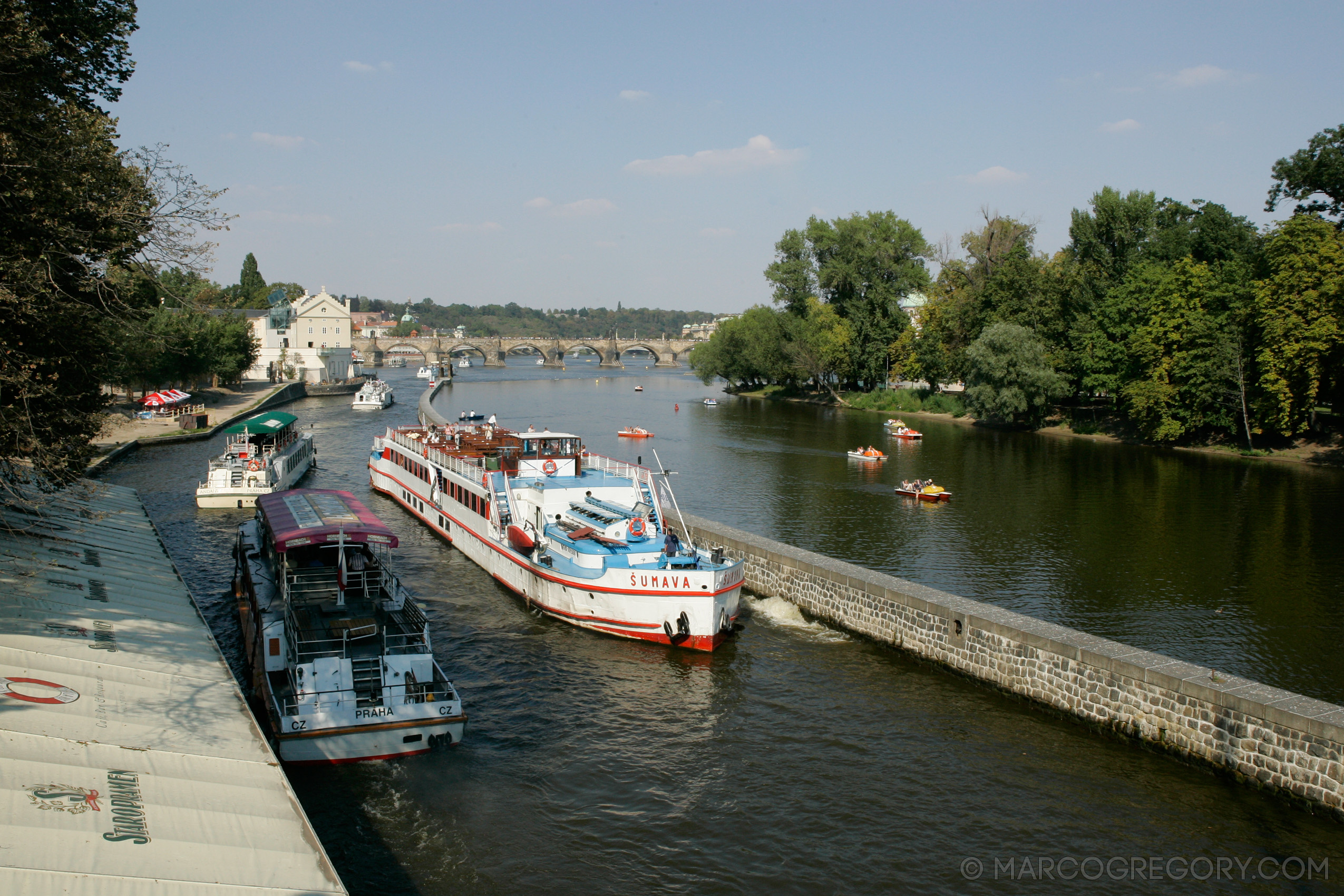 040904 Prague - Photo0001 of 71