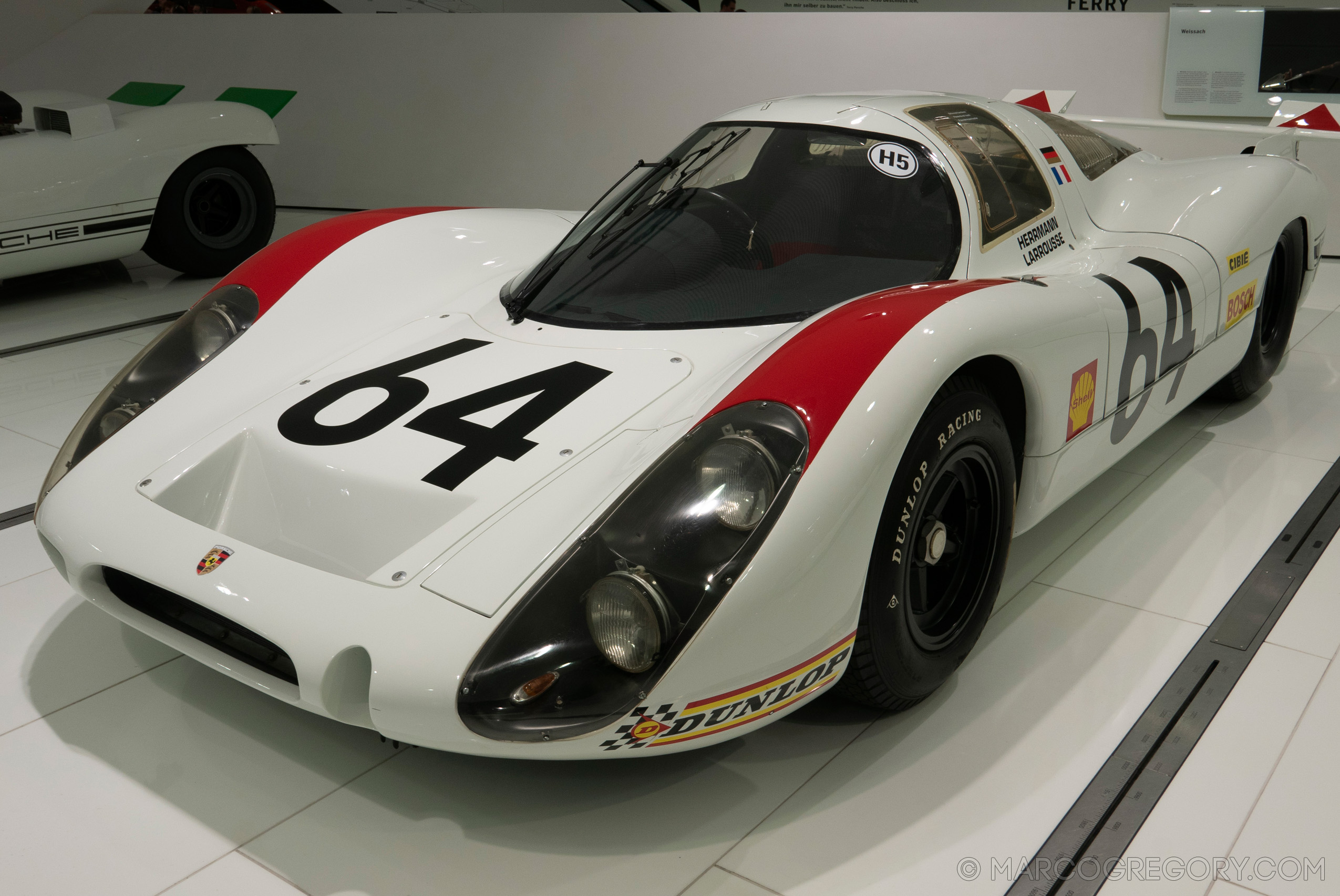 151128 Porsche Museum - Photo0008 of 92